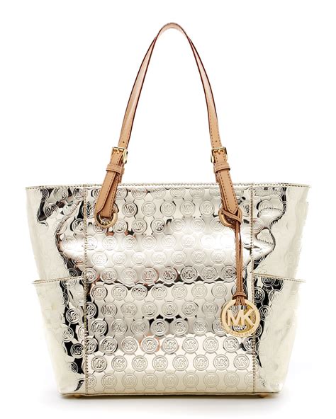 michael kors tote with gold center